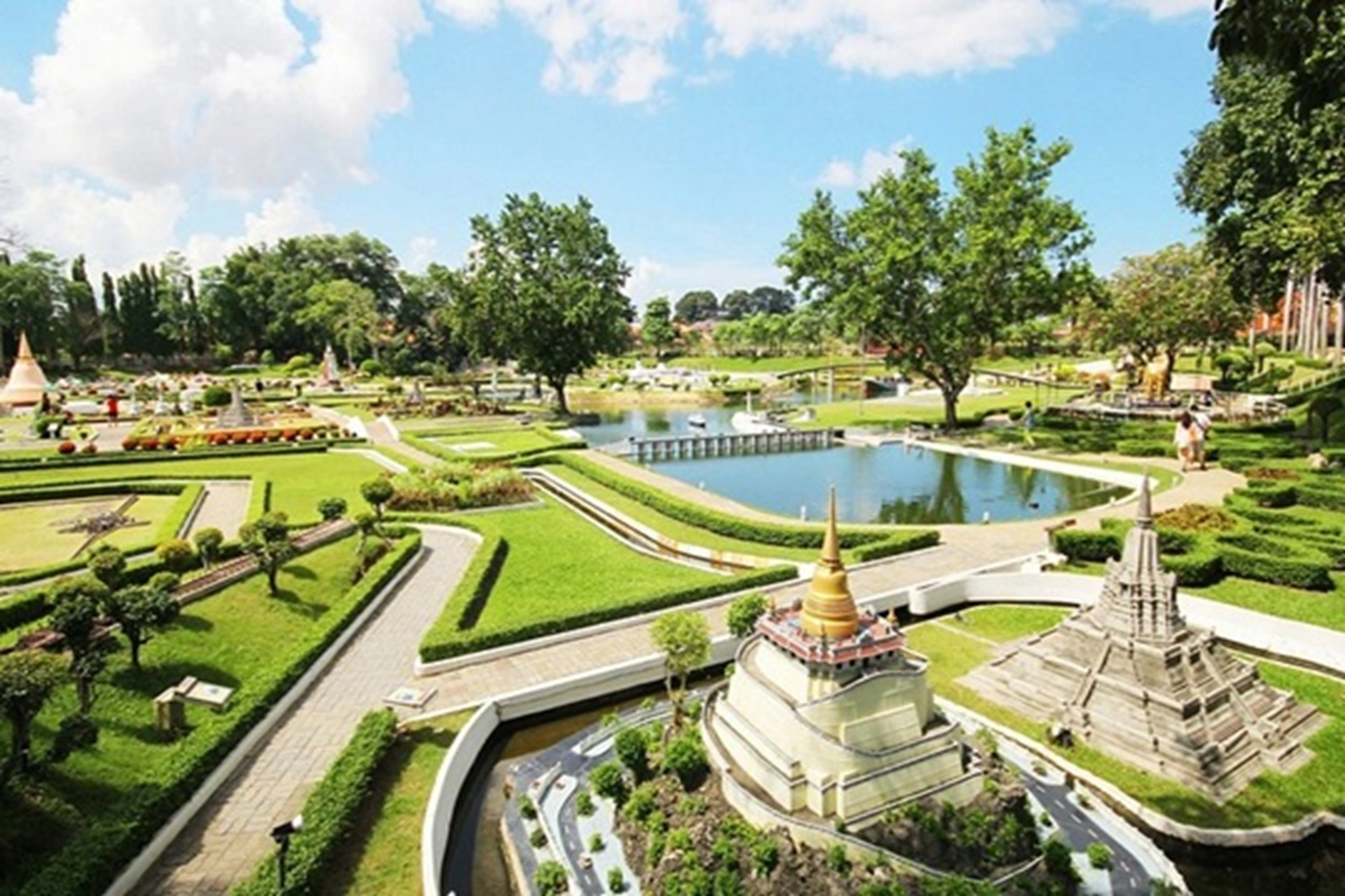 Mini Siam
