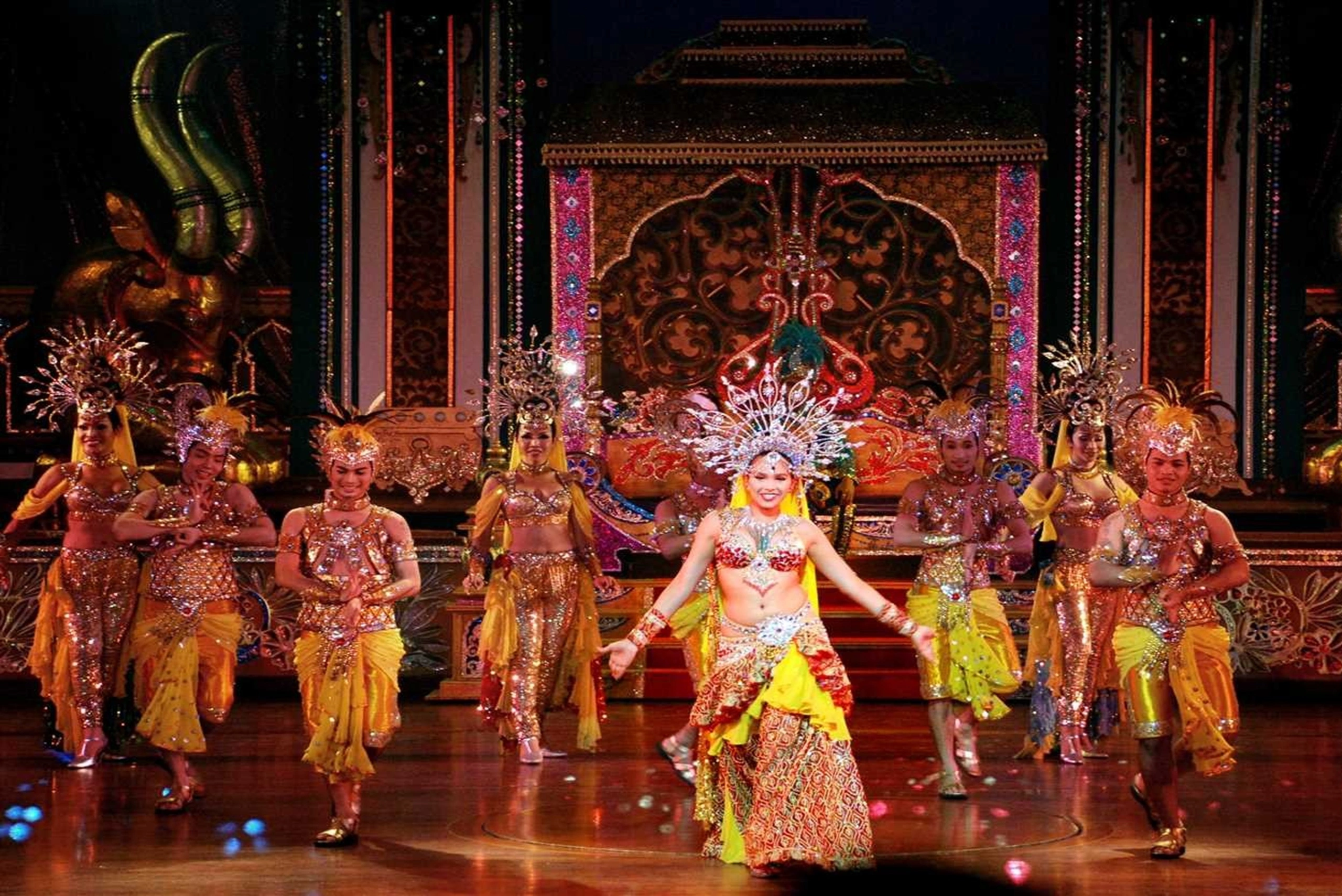 alcazar-pattaya (1)